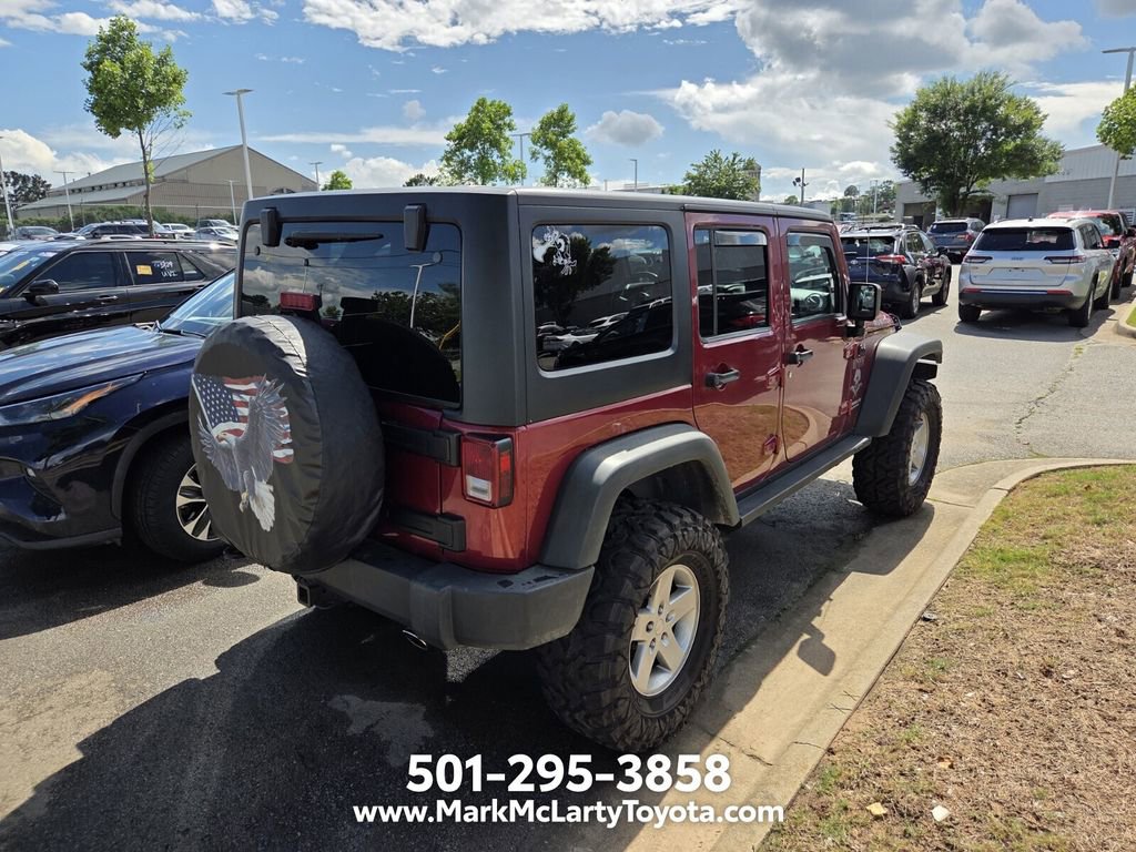 Used 2012 Jeep Wrangler Unlimited Rubicon w/ Connectivity Group AWD/4WD image 9