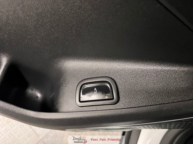 Used 2025 GMC Acadia Elevation image 27