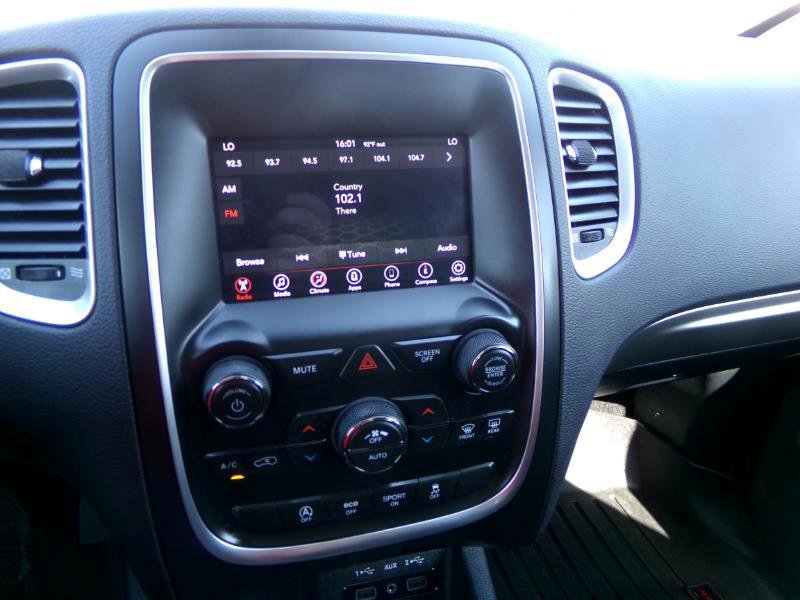 Used 2020 Dodge Durango SXT image 17