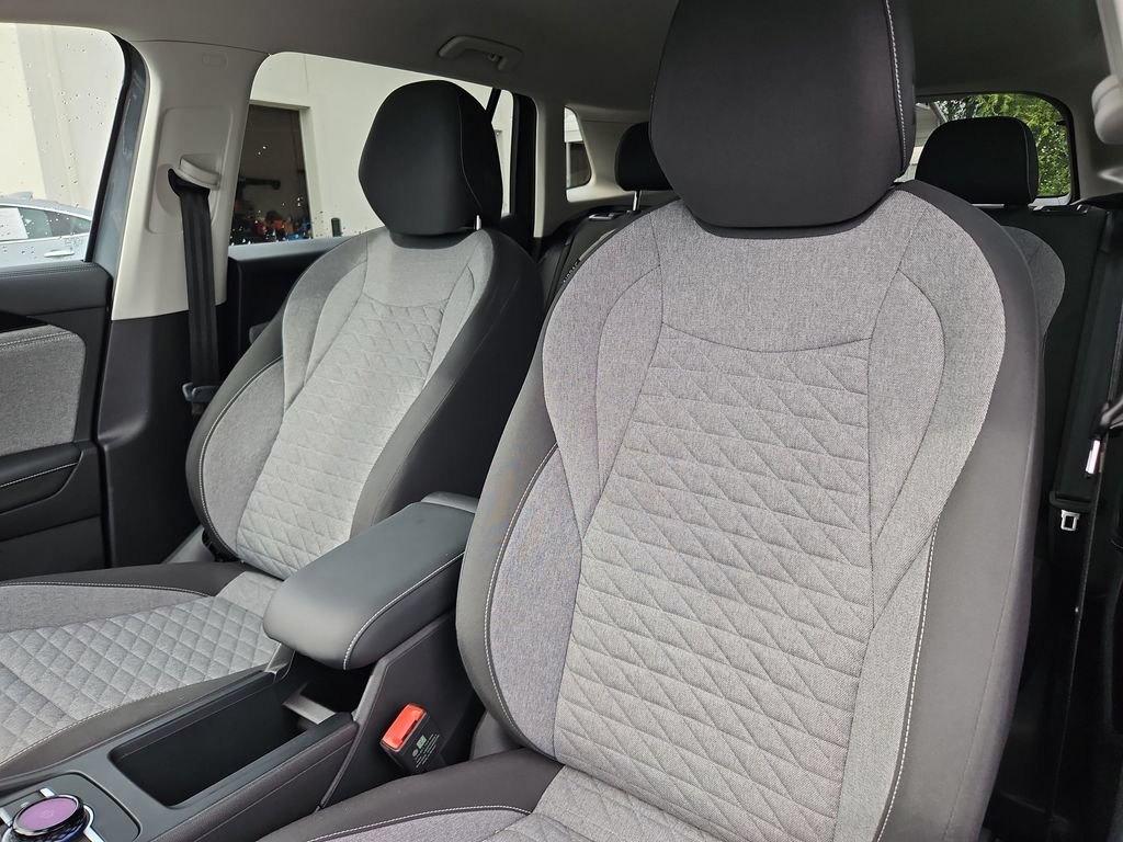 Used 2025 Volkswagen Tiguan S AWD/4WD image 21