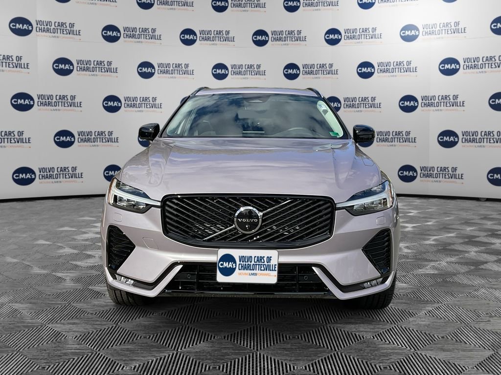 New 2026 Volvo XC60 B5 Plus w/ Protection Package Premier image 8