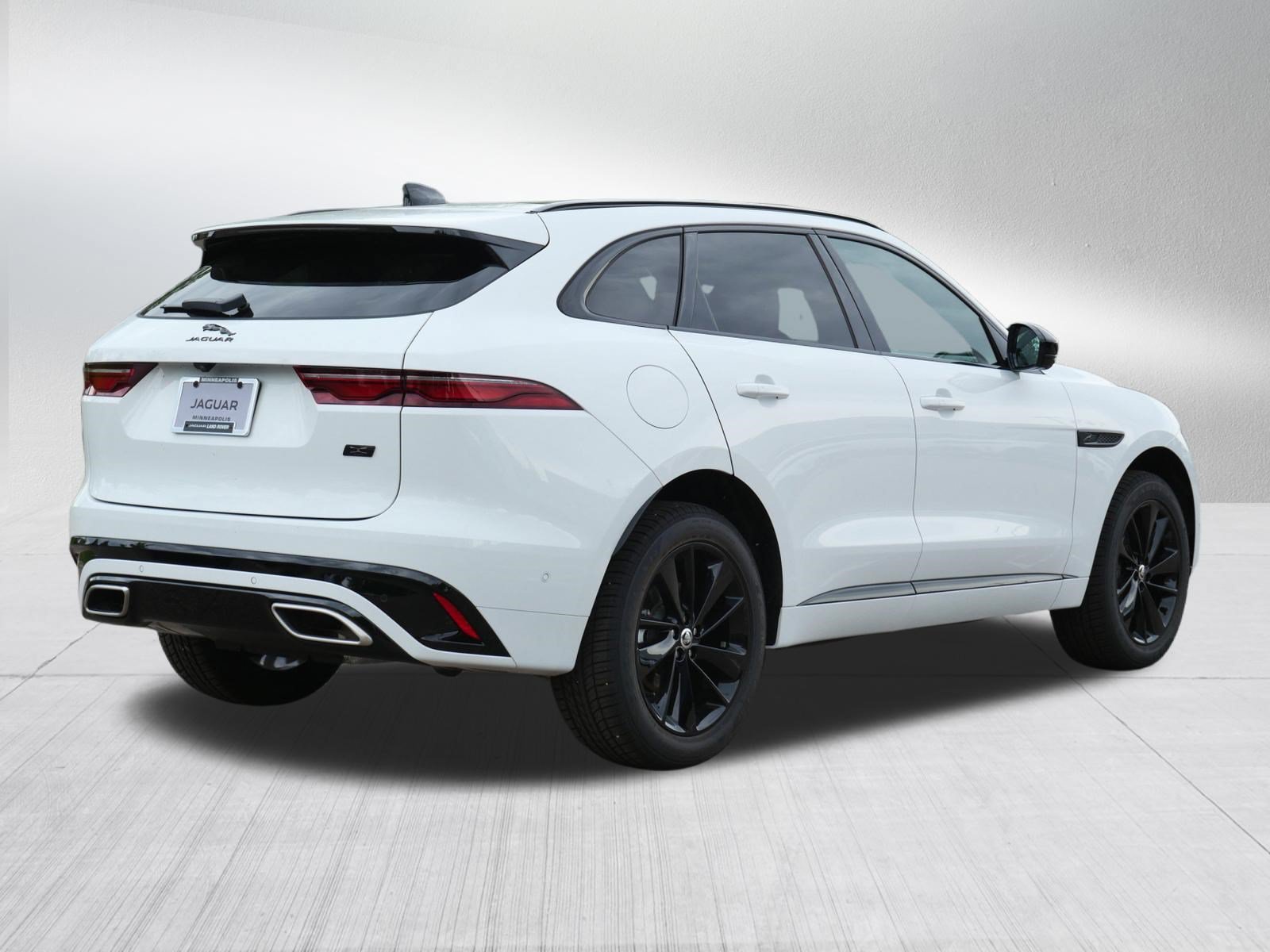 New 2026 Jaguar F-PACE R-Dynamic S AWD/4WD image 2