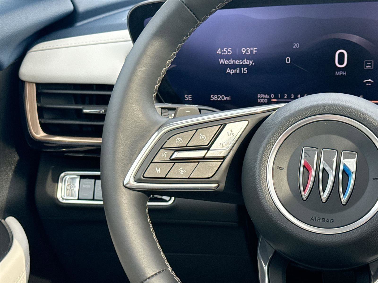 Used 2024 Buick Envision Avenir image 24
