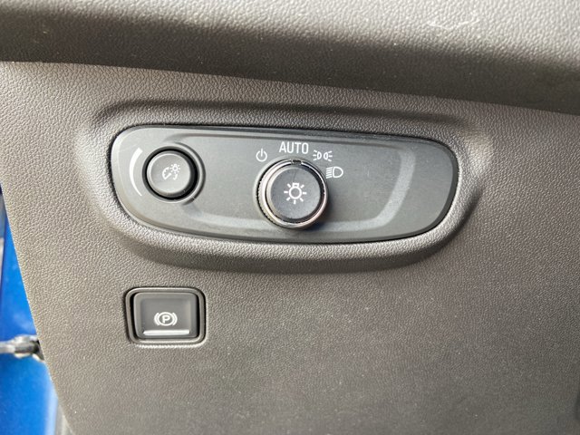 Used 2020 GMC Terrain SLE w/ Driver Convenience Package image 43