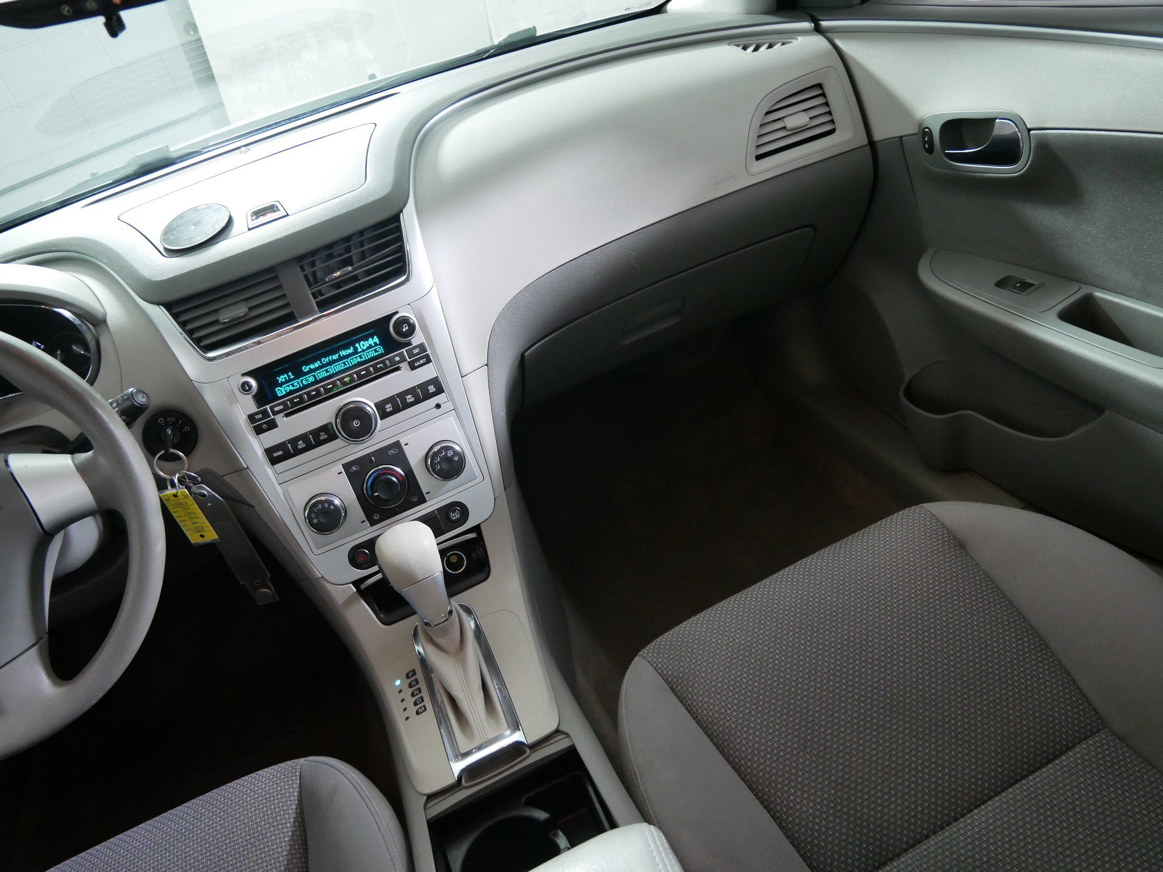 Used 2011 Chevrolet Malibu LS FWD image 11