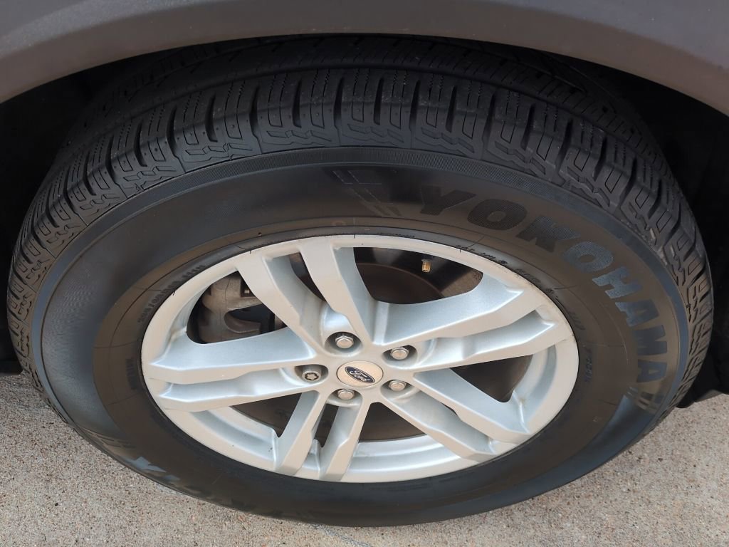 Used 2021 Ford Explorer XLT w/ Equipment Group 202A image 22