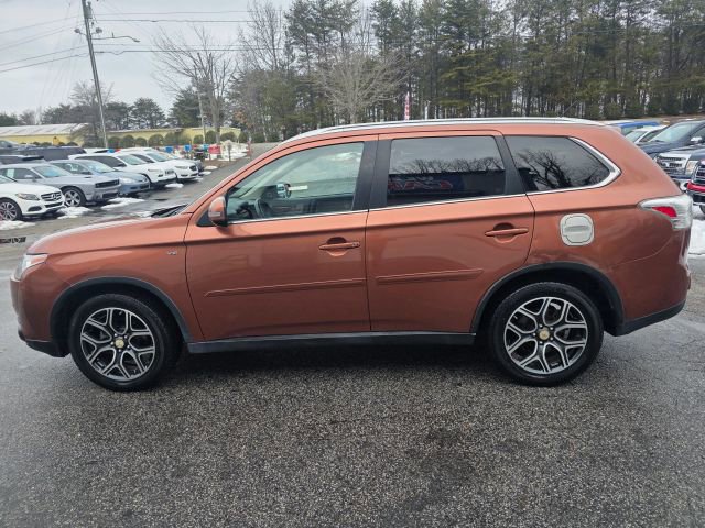 Used 2015 Mitsubishi Outlander GT image 8