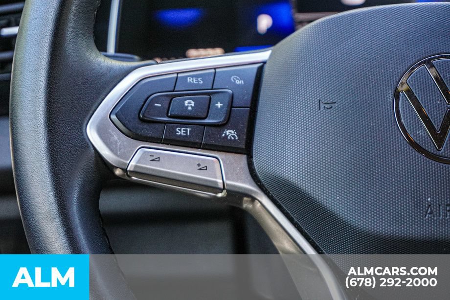 Used 2025 Volkswagen Jetta Sport FWD image 28