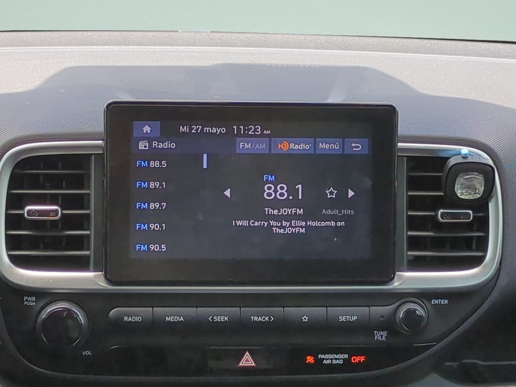 Certified 2024 Hyundai Venue SEL FWD image 14