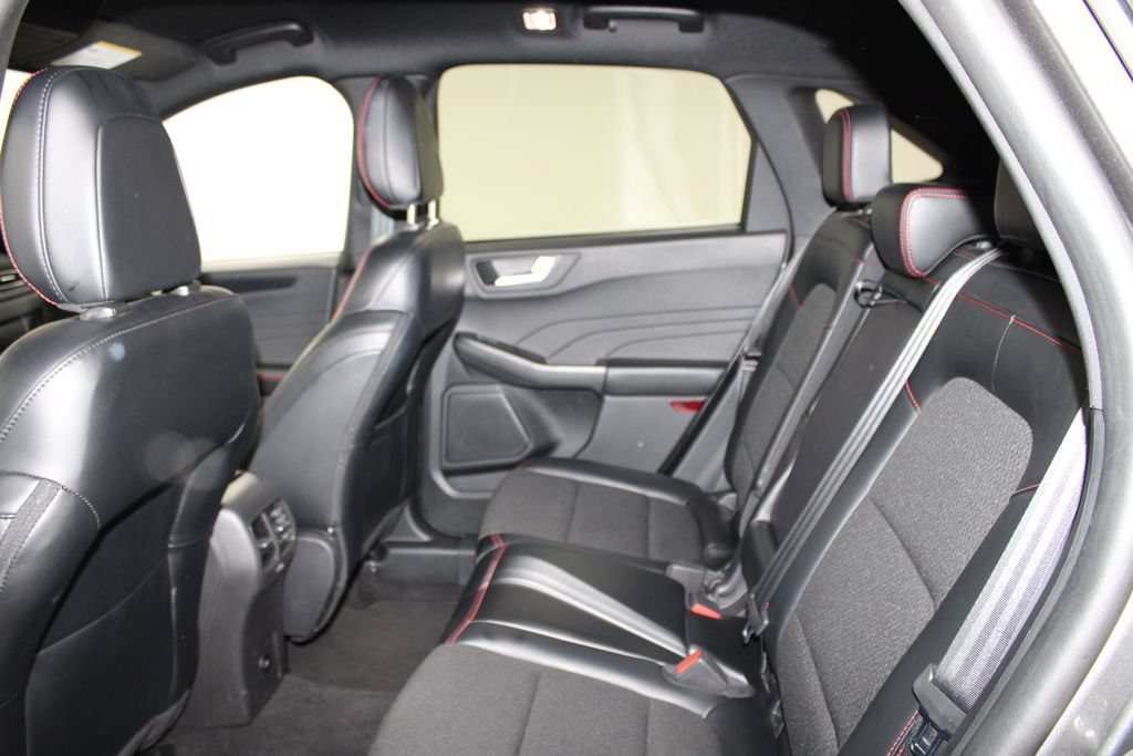 Used 2025 Ford Escape ST-Line AWD/4WD image 22