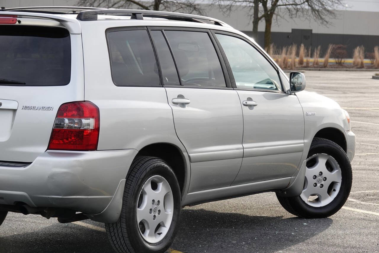 Used 2005 Toyota Highlander Limited AWD/4WD image 25