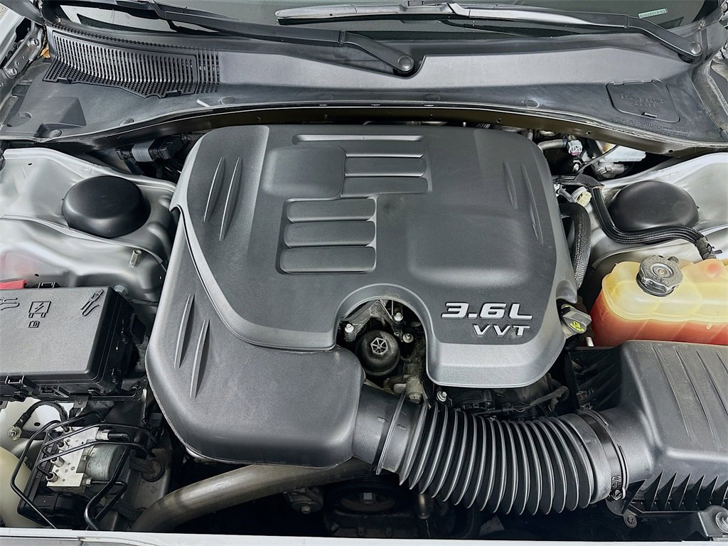 Used 2023 Chrysler 300 S image 31