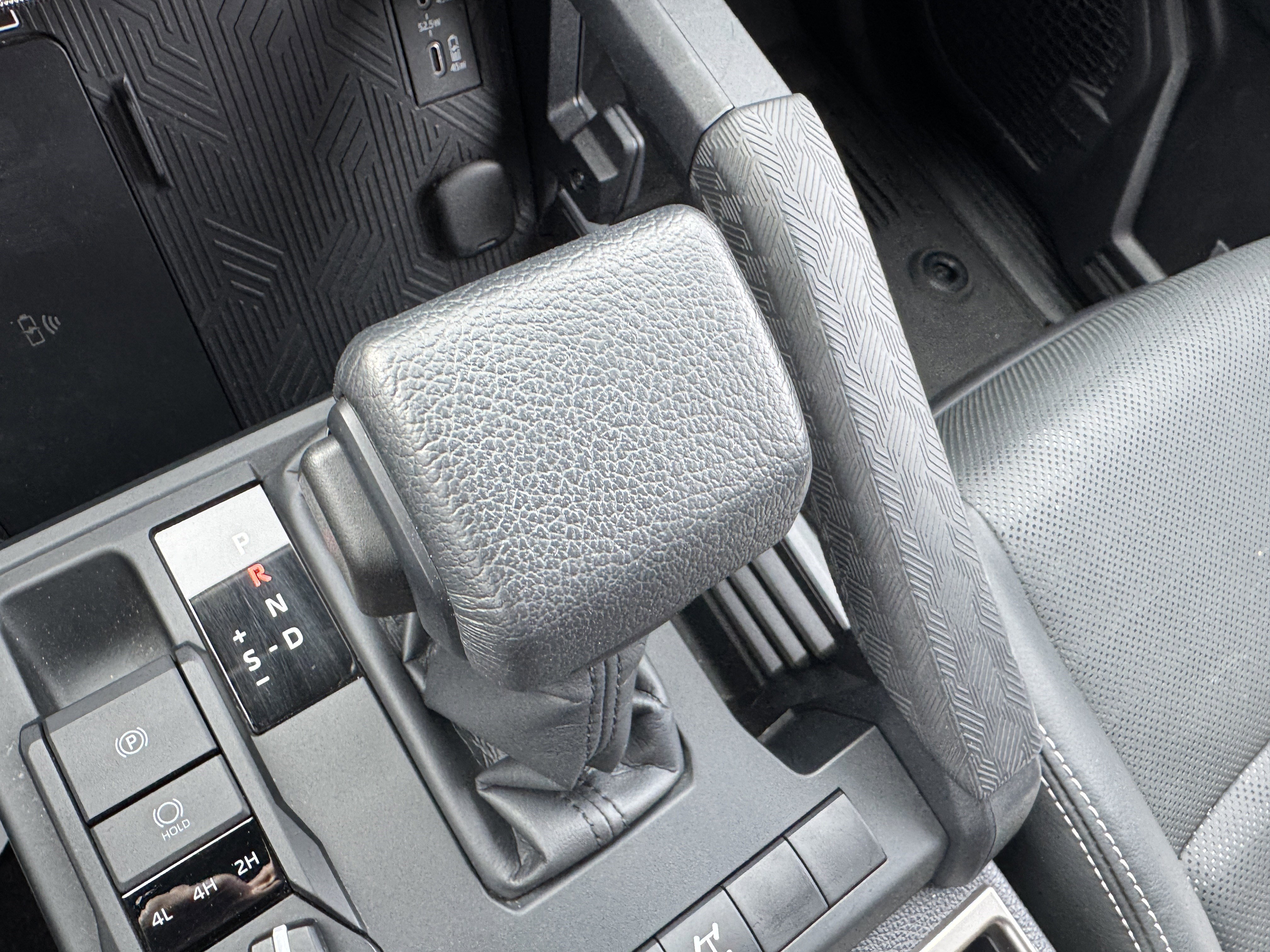 Certified 2025 Toyota 4Runner TRD Off-Road Premium w/ Tow Technology Package image 30