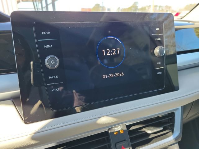 New 2026 Volkswagen Taos SE FWD image 27
