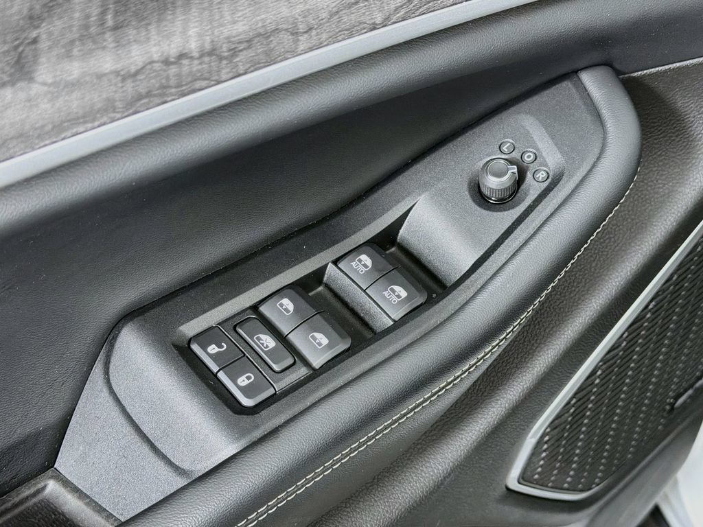 Used 2022 Jeep Grand Cherokee Limited 4xe AWD/4WD image 18
