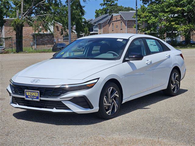 New 2025 Hyundai Elantra SEL