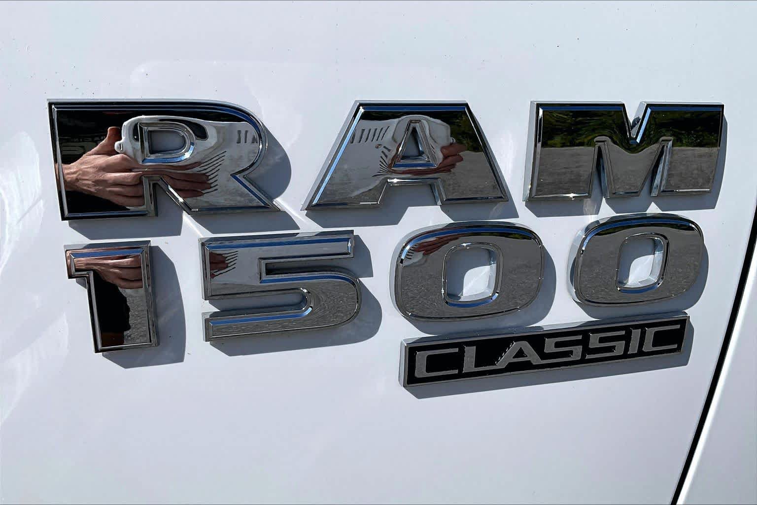 Used 2019 RAM 1500 Express AWD/4WD image 10