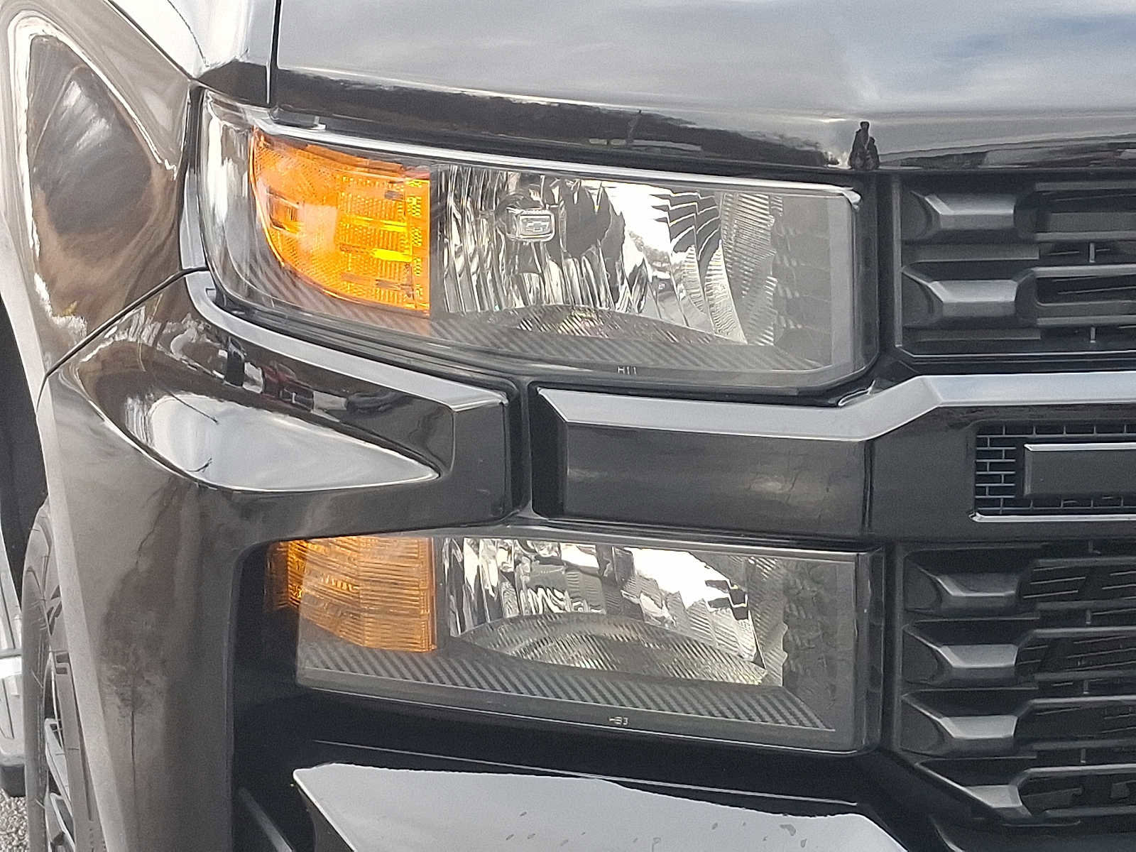 Used 2020 Chevrolet Silverado 1500 Custom w/ Custom Value Package image 9