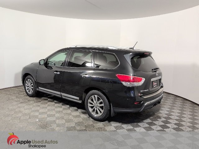 Used 2016 Nissan Pathfinder SL w/ SL Premium Package image 4