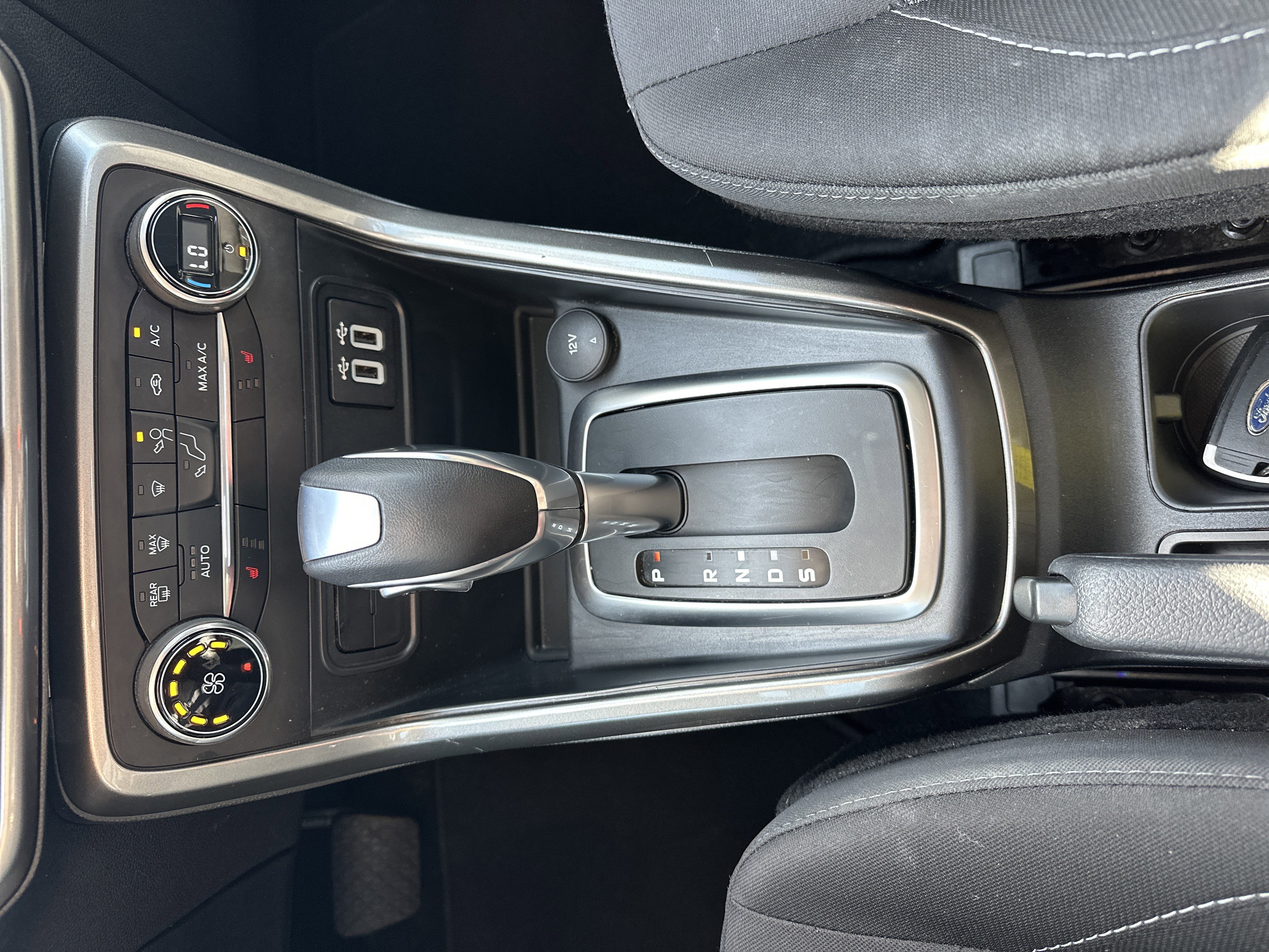 Used 2020 Ford EcoSport SE FWD image 22