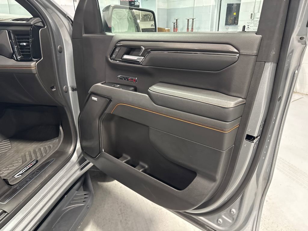 Used 2023 GMC Sierra 1500 AT4 w/ AT4 Preferred Package AWD/4WD image 38