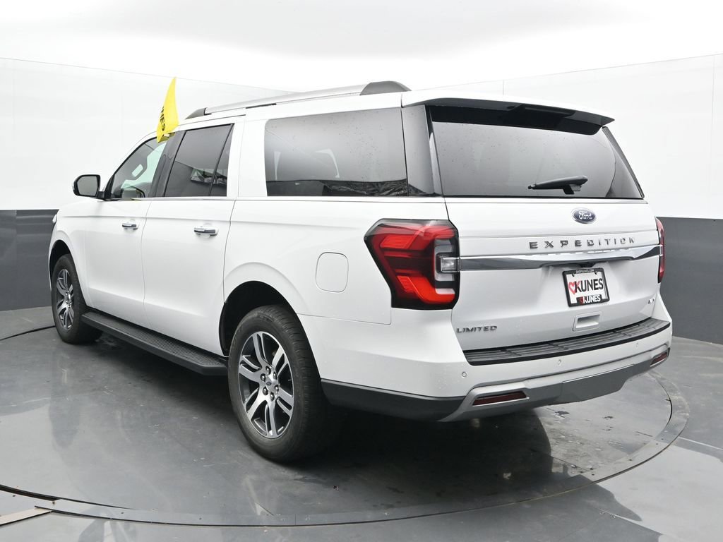Used 2024 Ford Expedition Max Limited AWD/4WD image 11