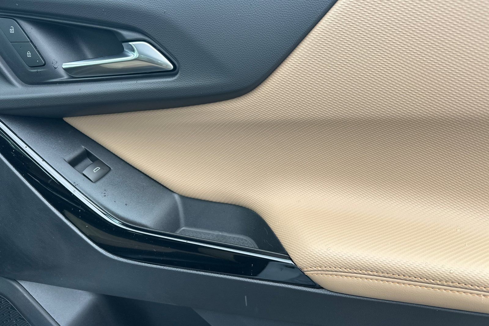 New 2026 Chevrolet Equinox ACTIV w/ Convenience Package III image 20