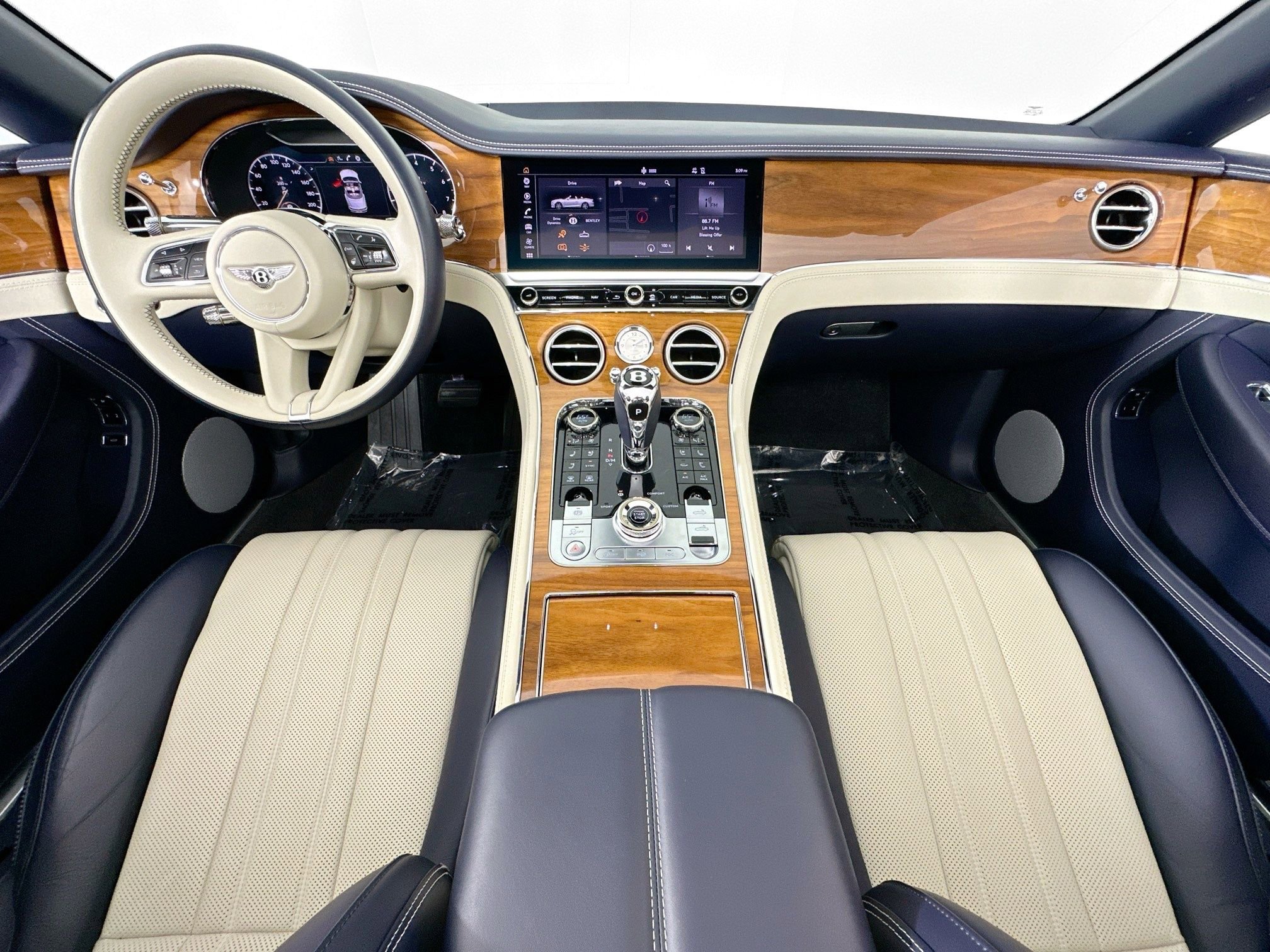 Certified 2023 Bentley Continental GT Mulliner image 4