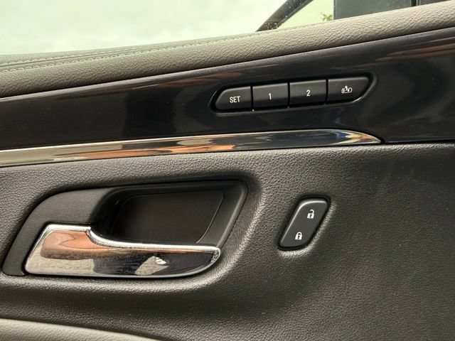 Used 2014 Chevrolet Impala LTZ FWD image 15