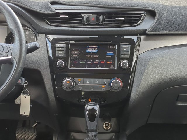 Certified 2022 Nissan Rogue Sport S image 18