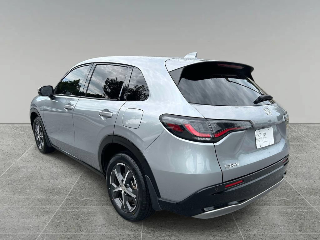 Used 2023 Honda HR-V EX-L image 3