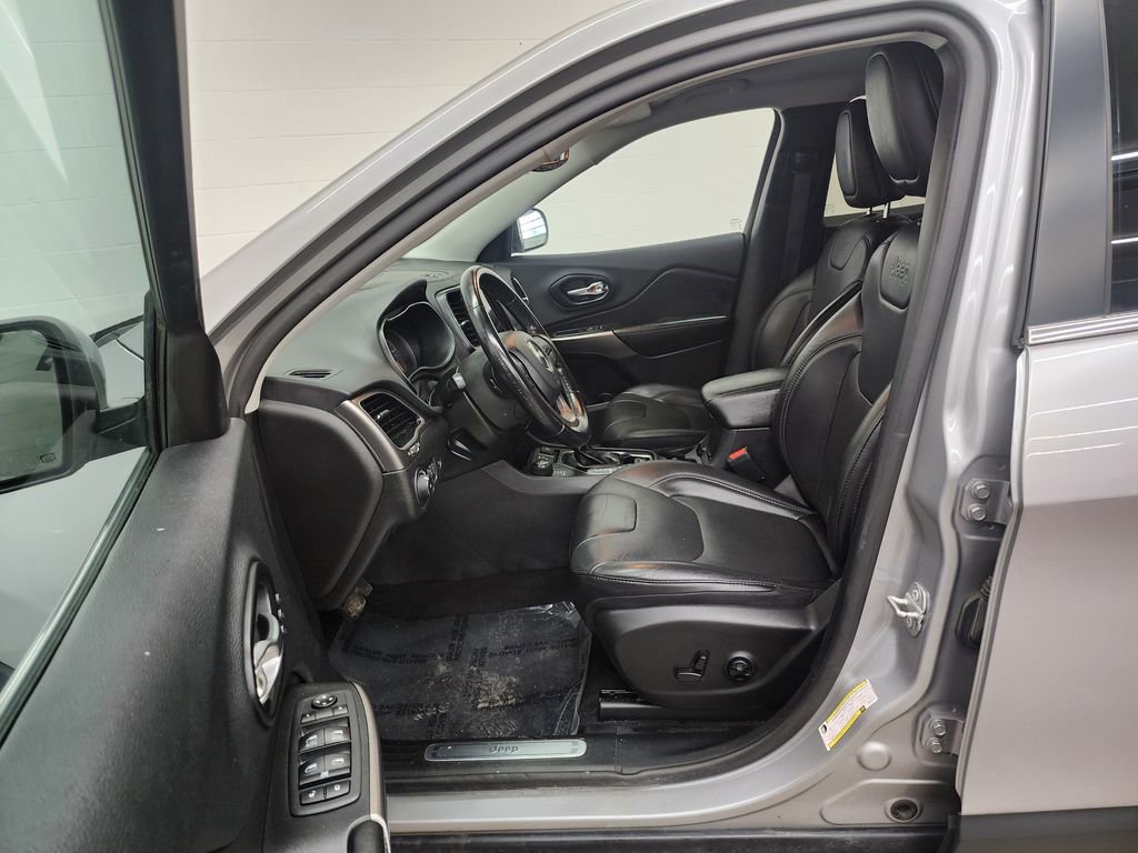 Used 2020 Jeep Cherokee Limited w/ Advanced Safety Group image 12