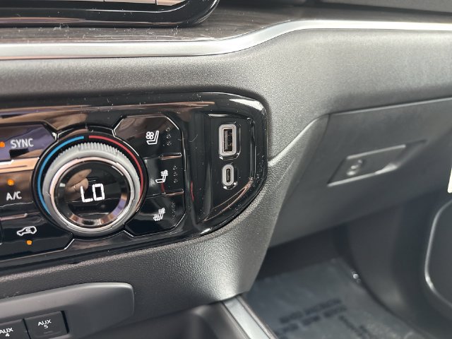 New 2026 Chevrolet Silverado 2500 LTZ w/ LTZ Plus Package AWD/4WD image 33