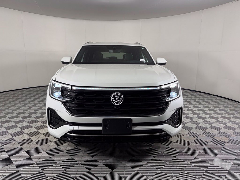 Used 2024 Volkswagen Atlas Cross Sport SEL Premium R-Line AWD/4WD image 3