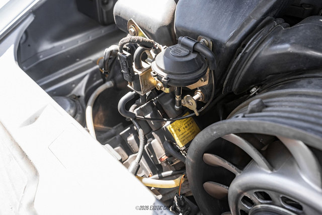 Used 1995 Porsche 911 Carrera 4 AWD/4WD image 16