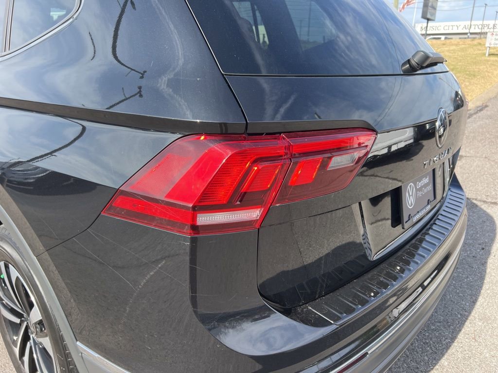 Used 2022 Volkswagen Tiguan S image 12