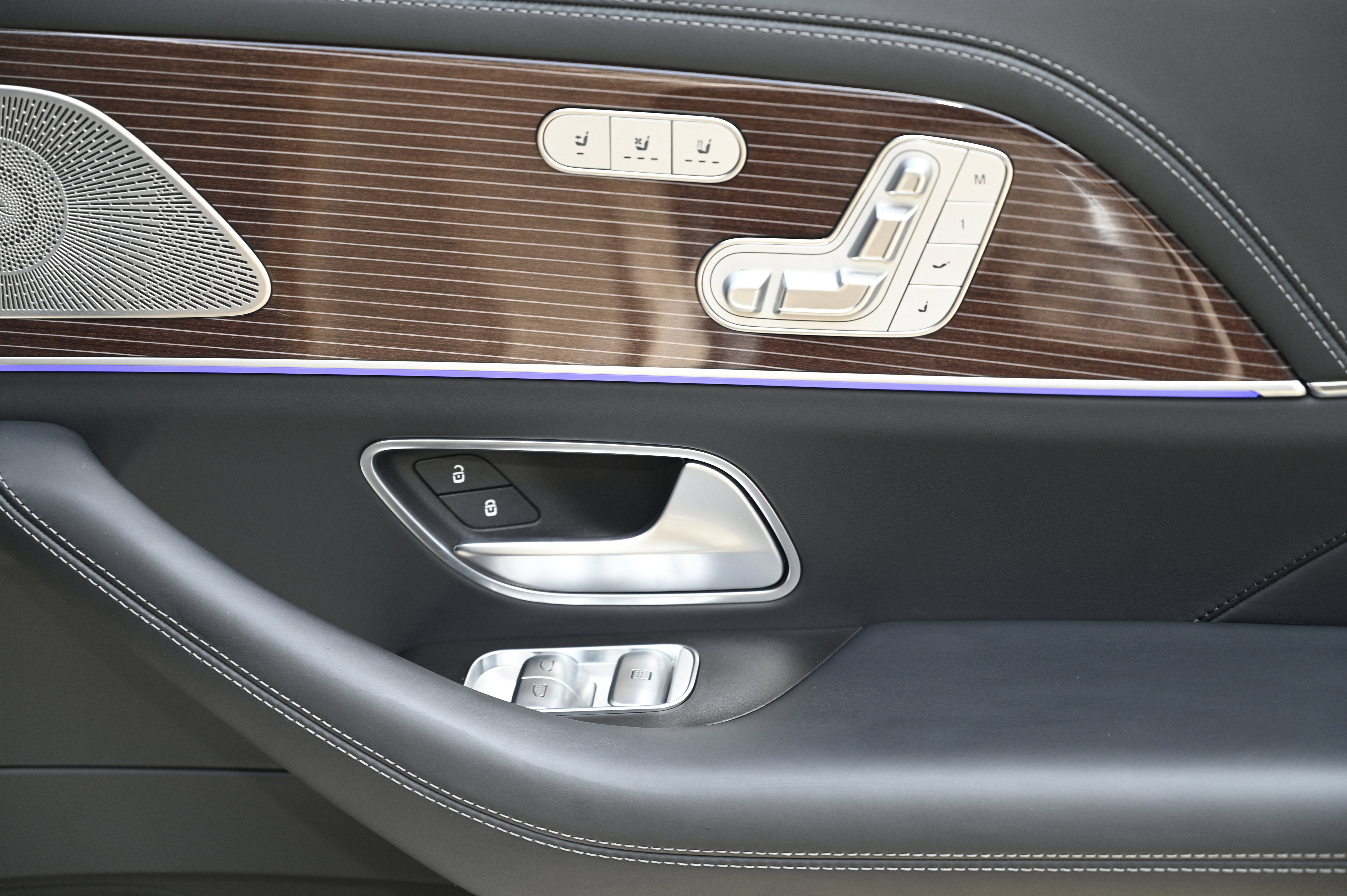 Used 2023 Mercedes-Benz Maybach GLS 600 4MATIC image 57