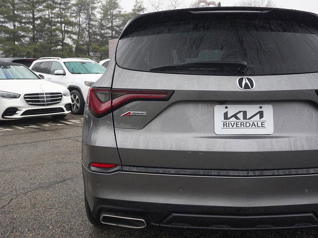 Used 2023 Acura MDX A-Spec image 18