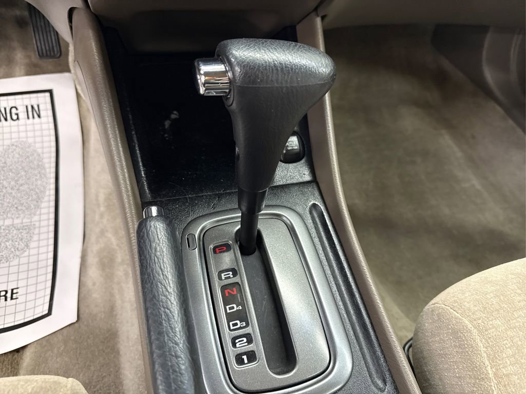 Used 2002 Honda Accord LX image 25