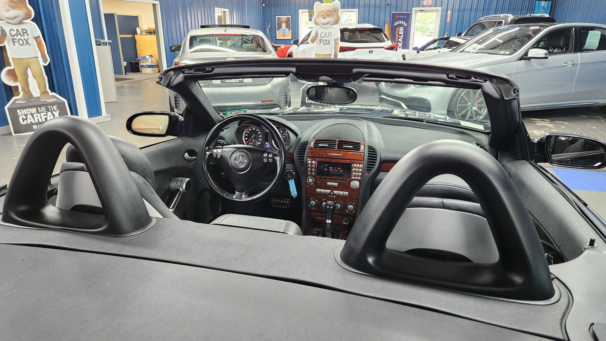 Used 2005 Mercedes-Benz SLK 55 AMG image 55