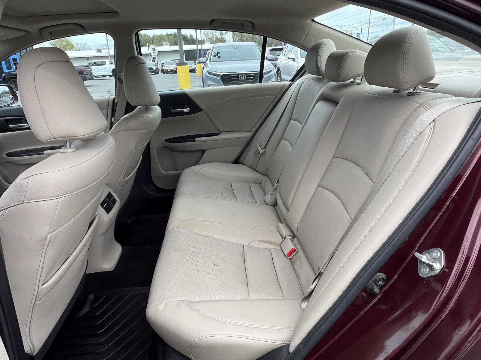 Used 2015 Honda Accord EX-L image 13