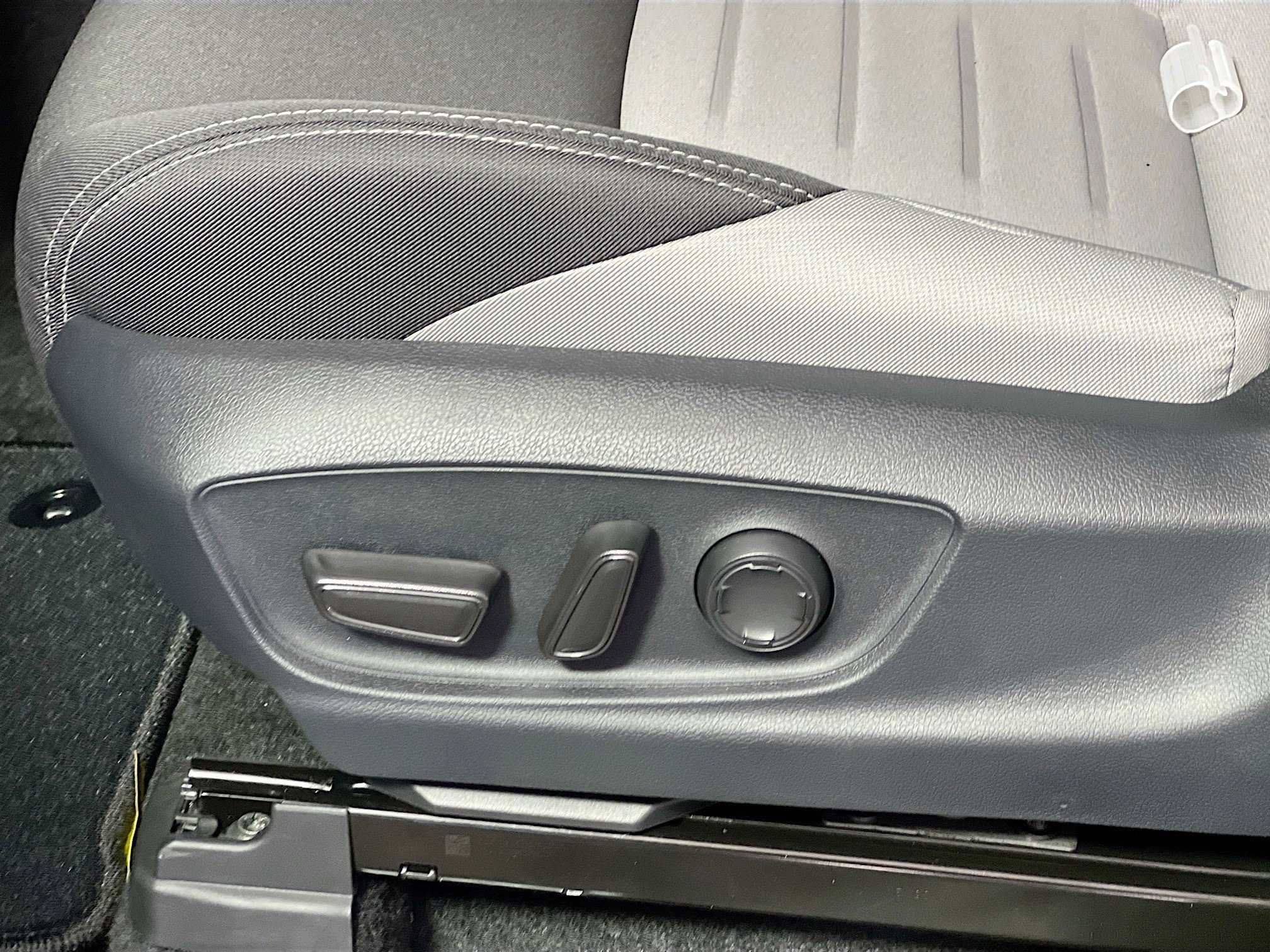 New 2025 Toyota Tacoma TRD Sport image 15