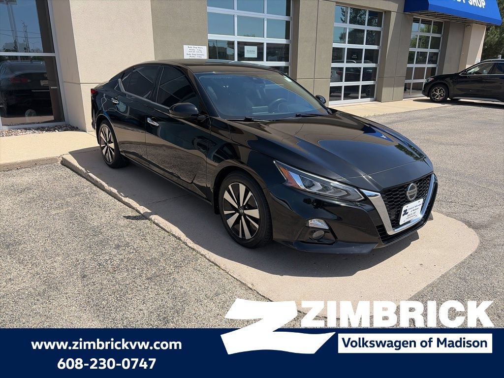 Used 2020 Nissan Altima 2.5 SL FWD image 1