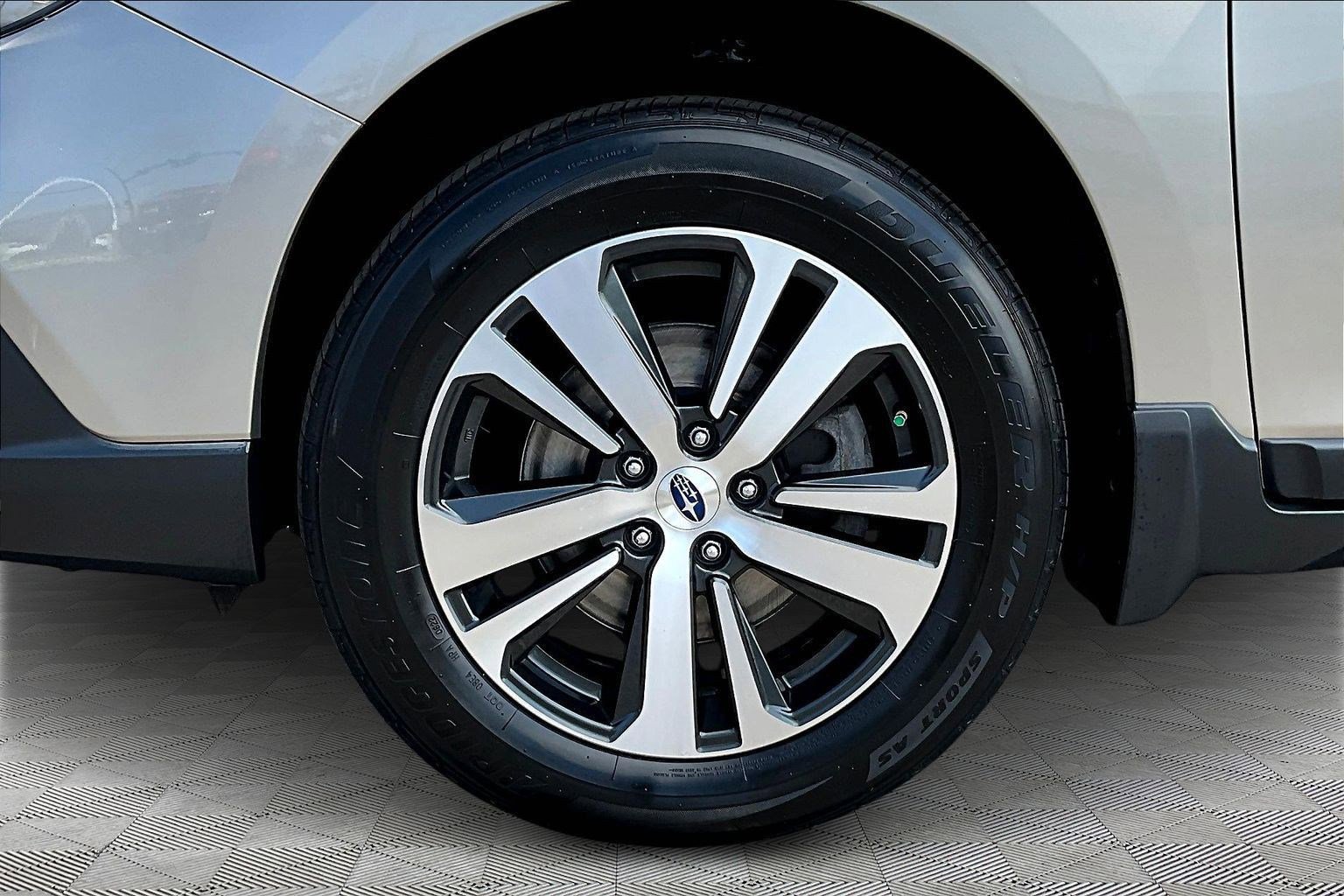 Used 2019 Subaru Outback 2.5i Limited image 33