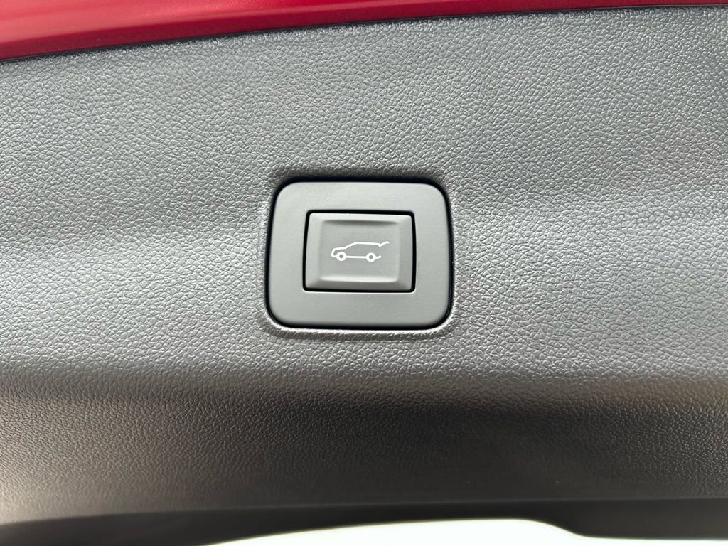 Used 2026 Chevrolet TrailBlazer RS w/ Convenience Package AWD/4WD image 21