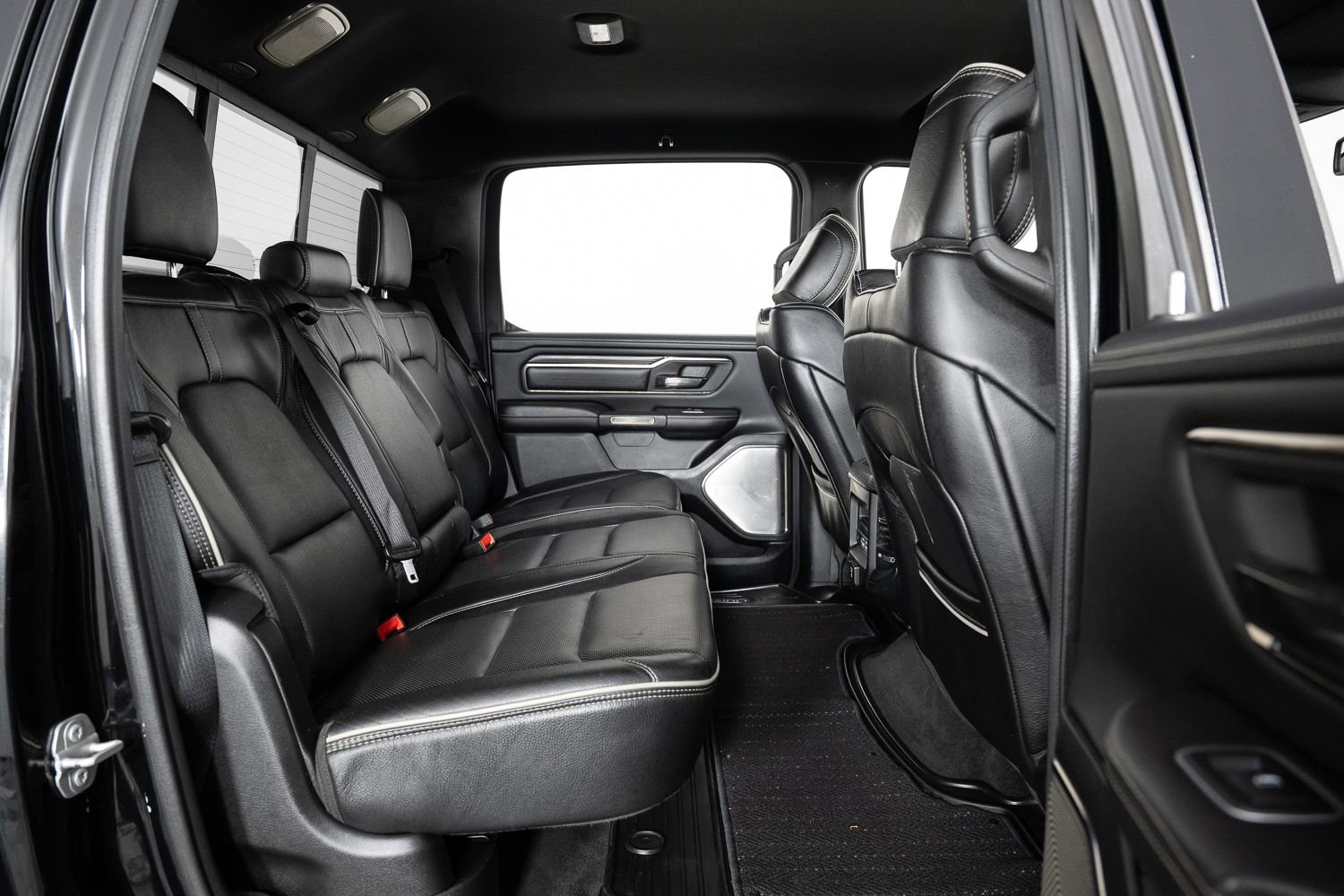 Used 2020 RAM 1500 Limited w/ Black Appearance Package image 23