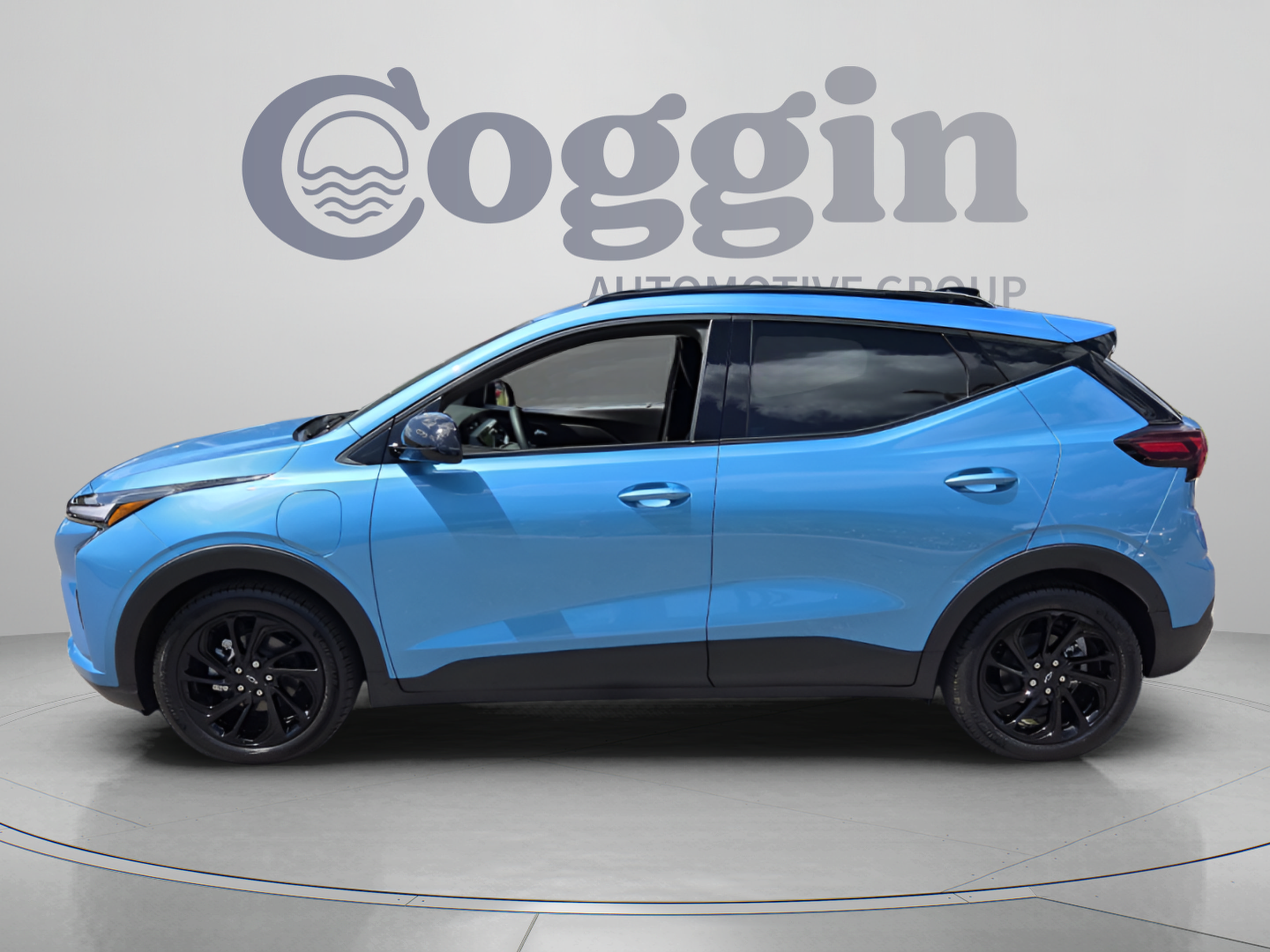 New 2027 Chevrolet Bolt RS w/ Technology Package FWD image 2