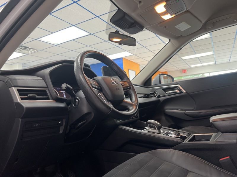 Used 2022 Mitsubishi Outlander SE AWD/4WD image 20