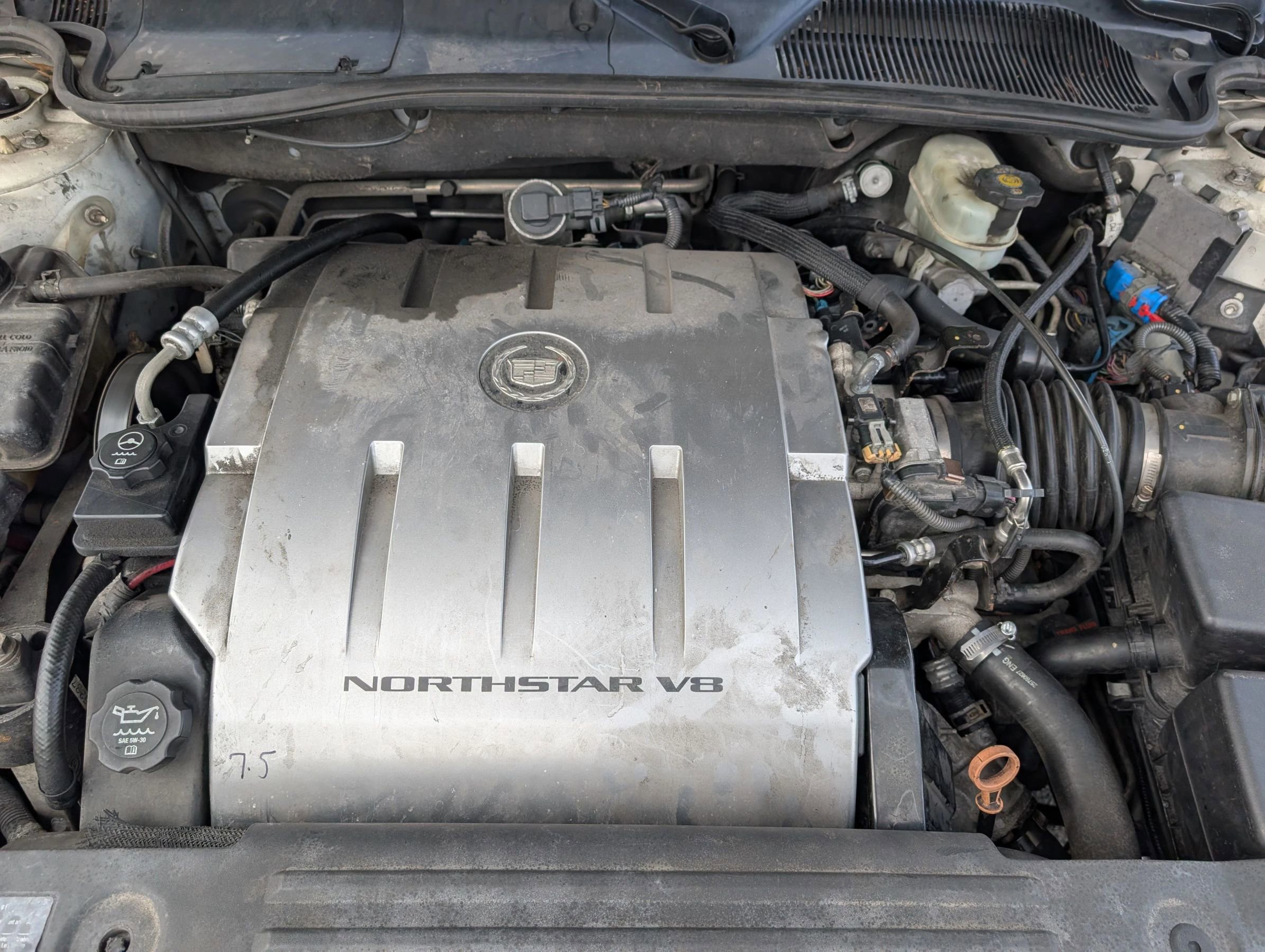 Used 2011 Cadillac DTS Premium image 24