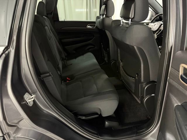 Used 2015 Jeep Grand Cherokee Laredo w/ Quick Order Package 23E AWD/4WD image 8